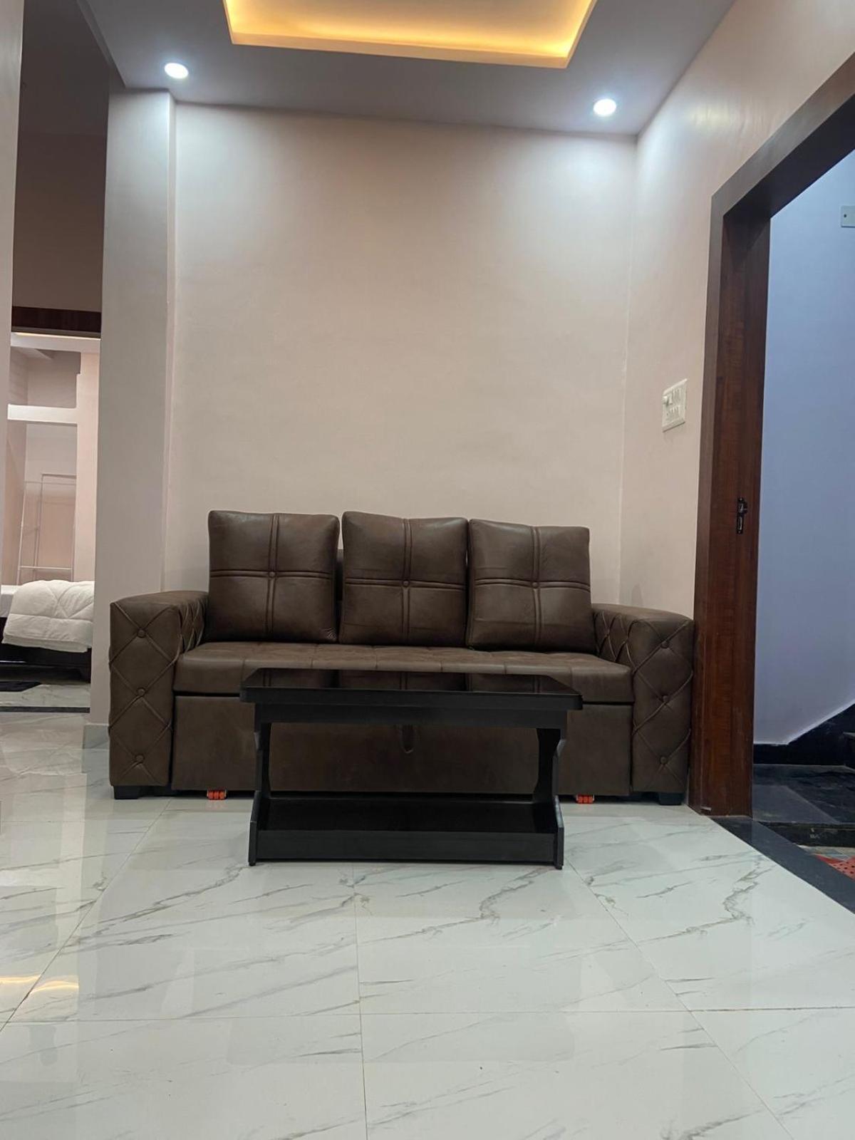 Nirmal Niwas Hotel Varanasi Luaran gambar
